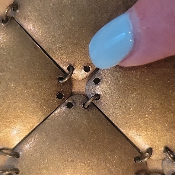 Metal vintage statement necklace - Picture 7 of 7